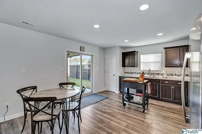 103 Winstead Cir — Photo 4