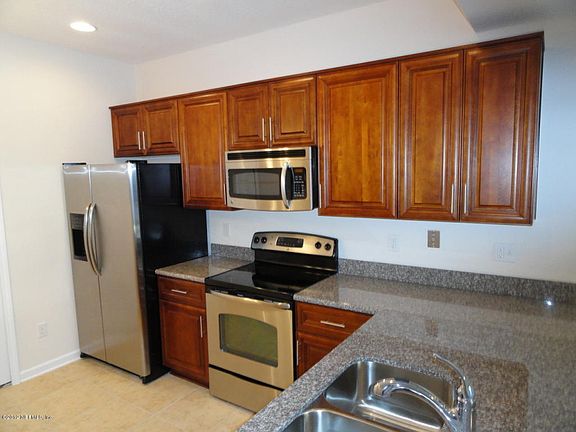 2nd image of 11274/3 Estancia Villa Cir #803