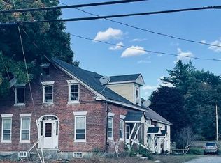 96 S Main St, Newport, NH 03773