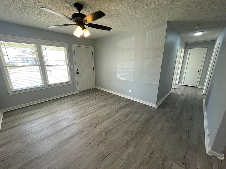 811 Oasis St — Photo 21