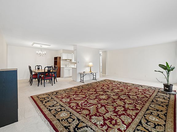 5th image of 40 N Tower Rd APT 11H