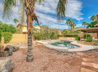 402 E South Fork Dr, Phoenix, AZ 85048