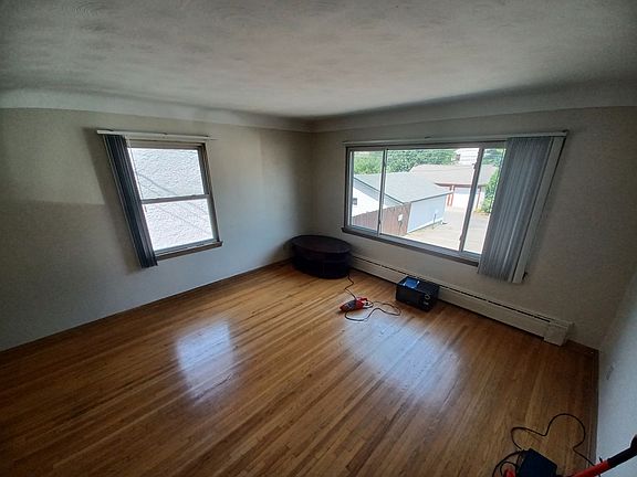 3rd image of 1897 Grand Ave APT 5R