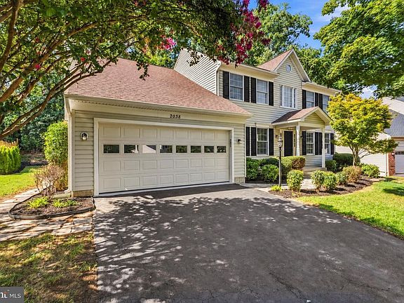 3rd image of 2038 Hanson Ln