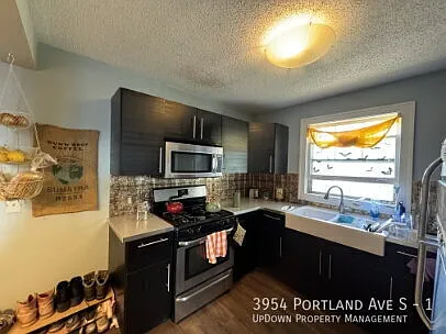 3954 Portland Ave #1 — Photo 2