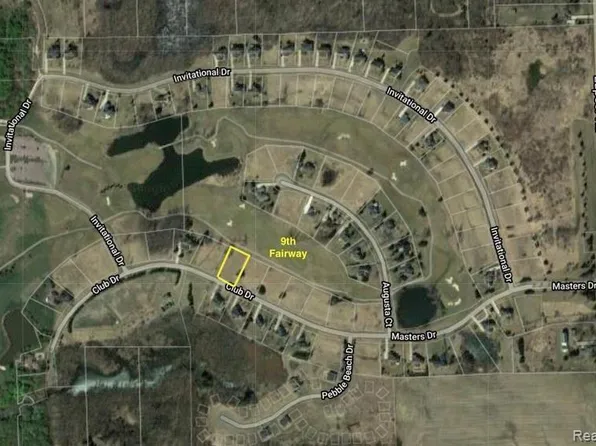 1376 Masters Dr, Metamora, MI 48455