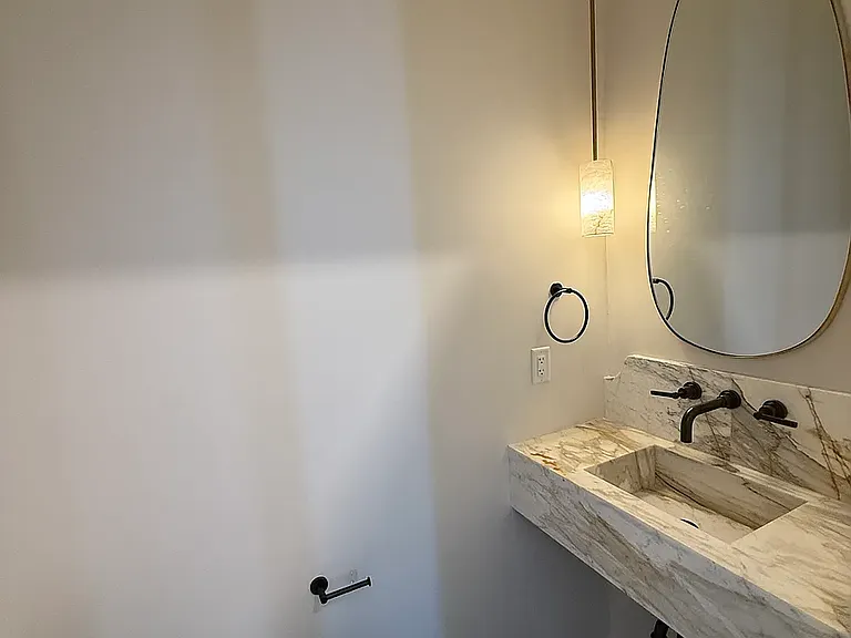 301 W Comstock Ave #4 — Photo 9