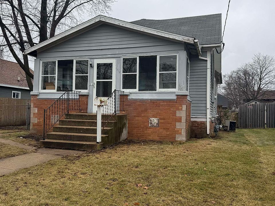 2nd image of 1312 Vine St