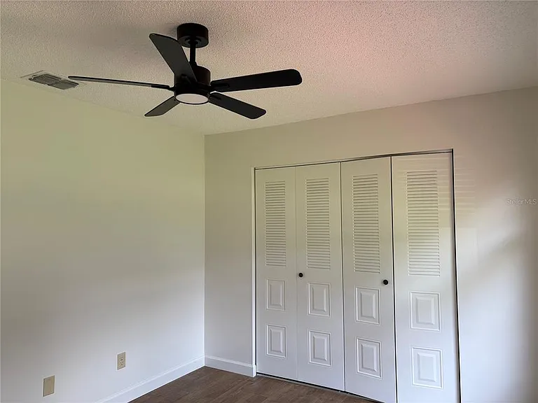4824 Gallant Ln — Photo 11