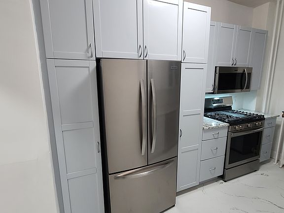 2nd image of 7612 Park Ave APT D8