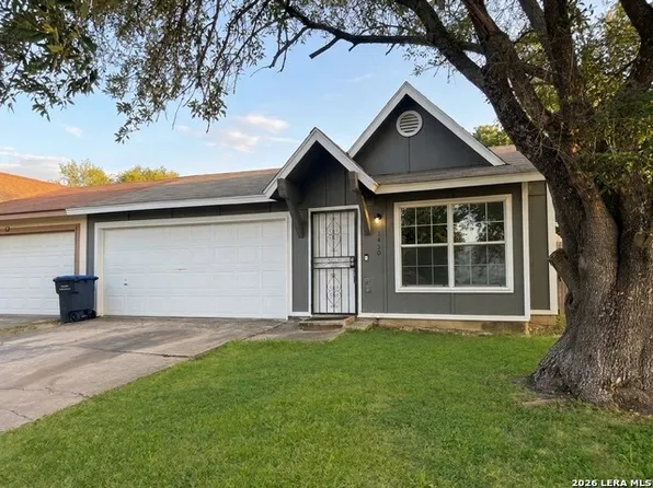 1450 Churing Dr, San Antonio, TX 78245