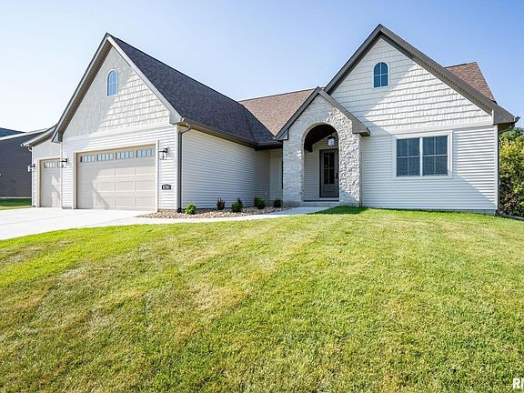 2nd image of 6786 Saint Marie Ct