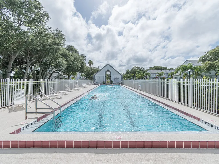 516 Beach Park Ln #1-ID1044474P — Photo 5