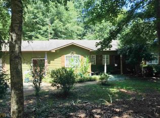 216 Rainey Brooke Dr, Winder, GA 30680