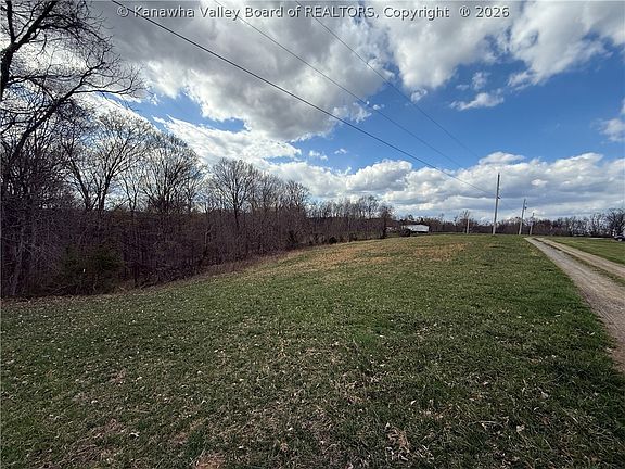 2nd image of 0 Bennington Ln