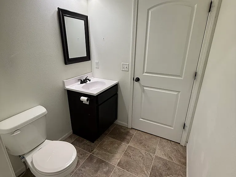 212 Hunter Ave — Photo 13