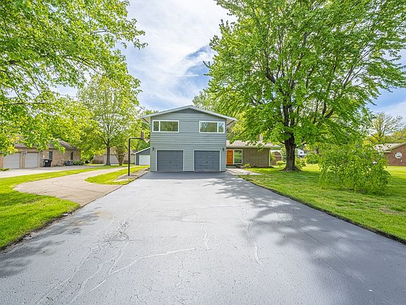3rd image of 4512 Doe Run Dr