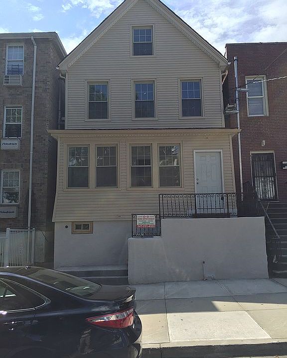 1st image of 962 E 217th St