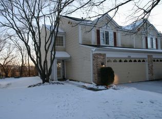 1331 Summersweet Ln, Bartlett, IL