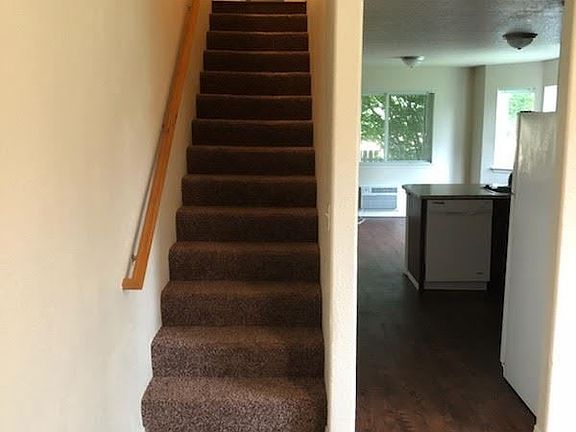 4th image of 5515 NE 82nd Ave #G-47
