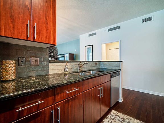 5th image of 2421 NE 65th St APT 102