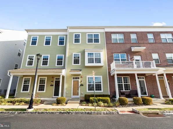 135 Prince George St, Bensalem, PA 19020