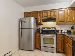 55 Mill Plain Rd UNIT 30-17, Danbury, CT 06810