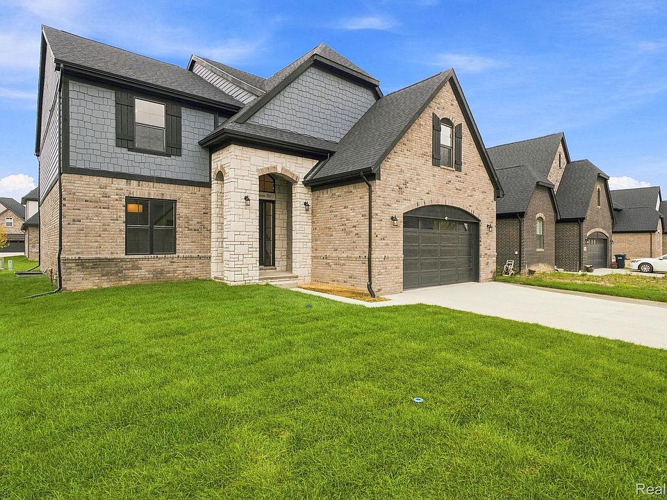 4075 Blossom Dr, photo 3