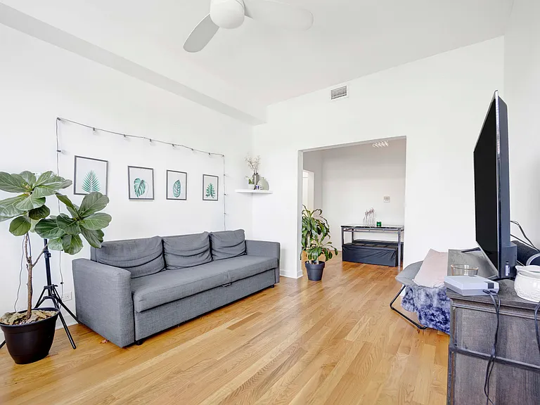 4763 N Lincoln Ave #3F — Photo 6