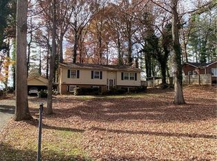 147 Lyn Ave, Mount Airy, NC 27030