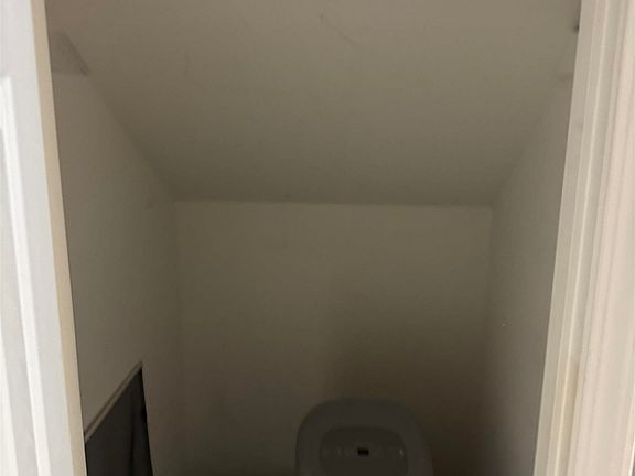 5th image of 2008 Pleasant Pointe Cir