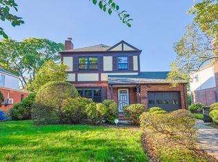 145-53 7th Ave, Flushing, NY 11357