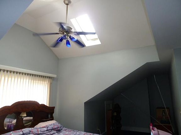 3rd image of 5301 Verona Rd