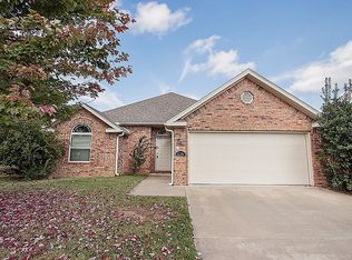 3594 W Clearwood Dr, Fayetteville, AR 72704