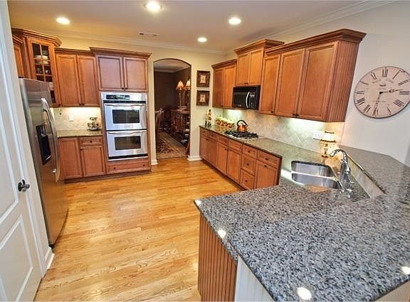 4th image of 1848 Greystoke Ln