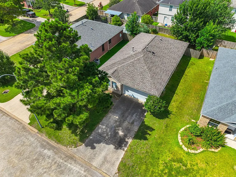 21907 Willow Shade Ln — Photo 19