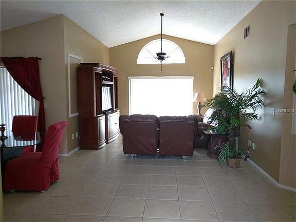 4th image of 1404 Wood Violet Dr