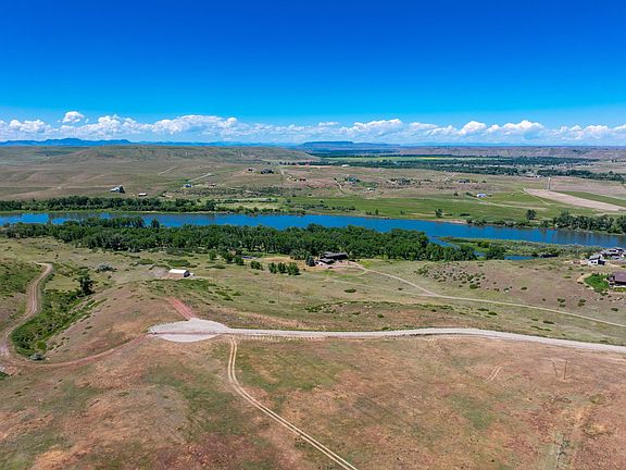 5th image of 20 Missouri Bend Rd