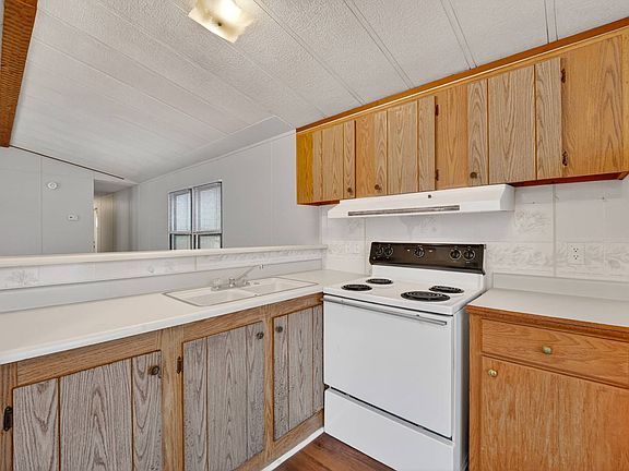 3rd image of 491 Chapman Rd #42