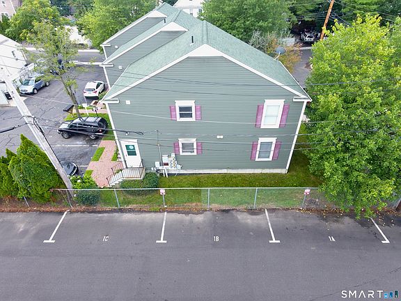 2nd image of 72 Chestnut Street APT 6