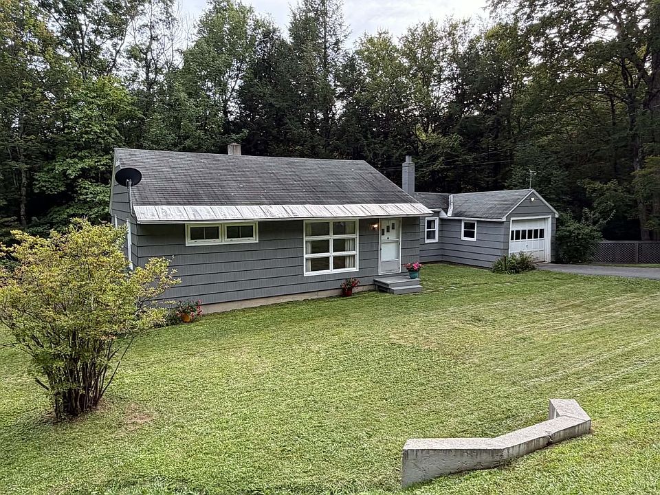 1st image of 304 Chapel Rd