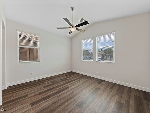 5th image of 9692 Grouse Grove Ave