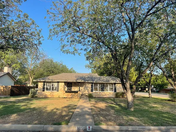 1601 Mackenzie St, San Angelo, TX 76901