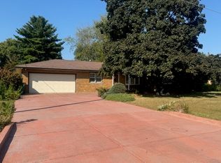 1518 Sharon Rd, Streator, IL 61364