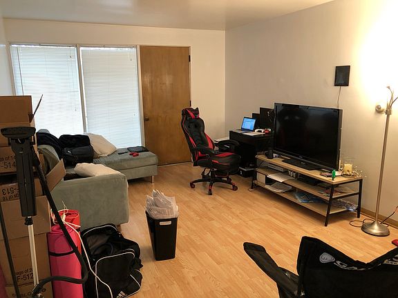 2nd image of 7446 Franklin St #2NE