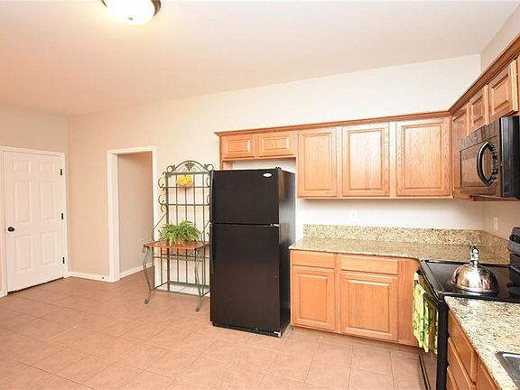 5th image of 3101 SW Waterleaf Ave