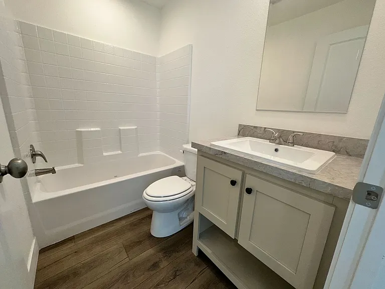 2060 N Ctr #381 — Photo 31