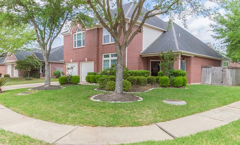 1st image of 21902 Rivergate Ct