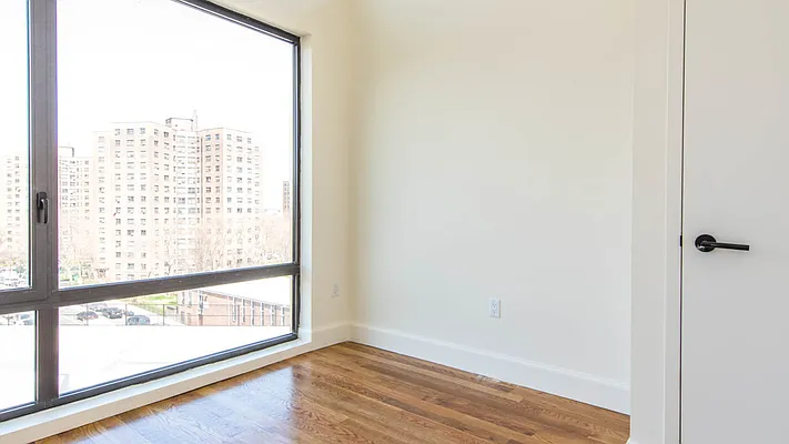 Rented by Nooklyn NYC LLC | media 24