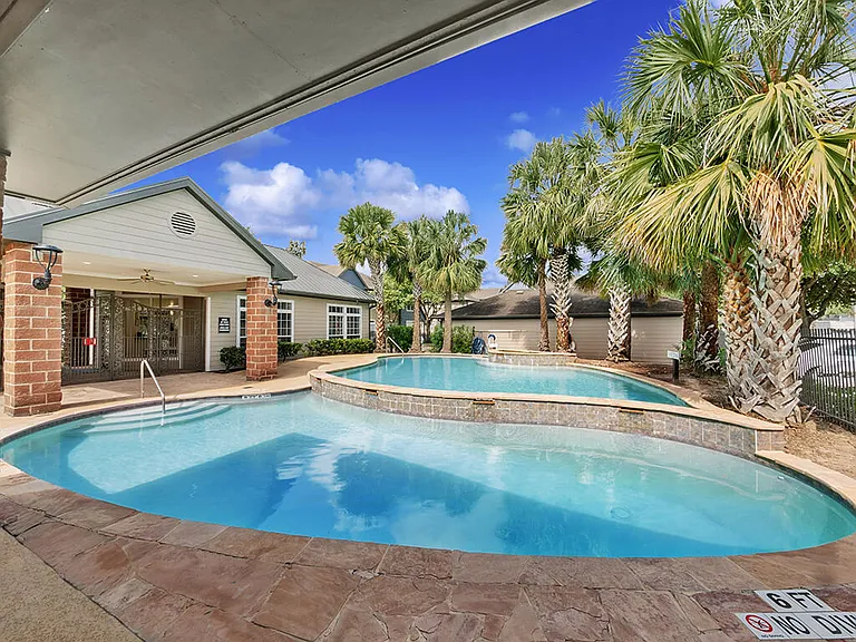 Tidwell Estates Apartments — Photo 9